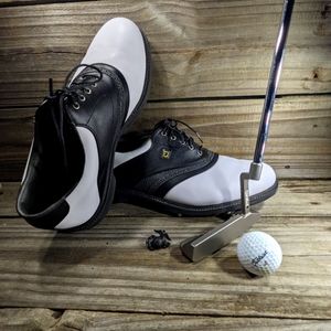 FJ Golf shoes,s9.5,black, white 🏌️